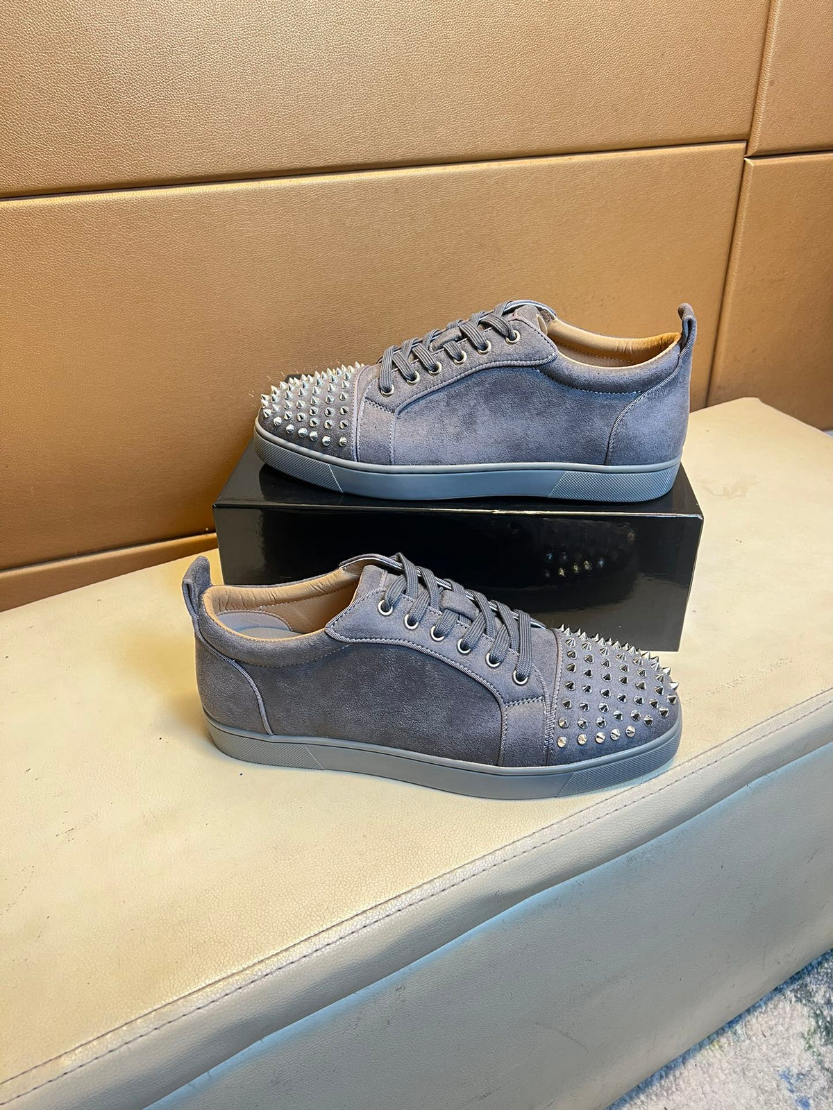 New men's shoes