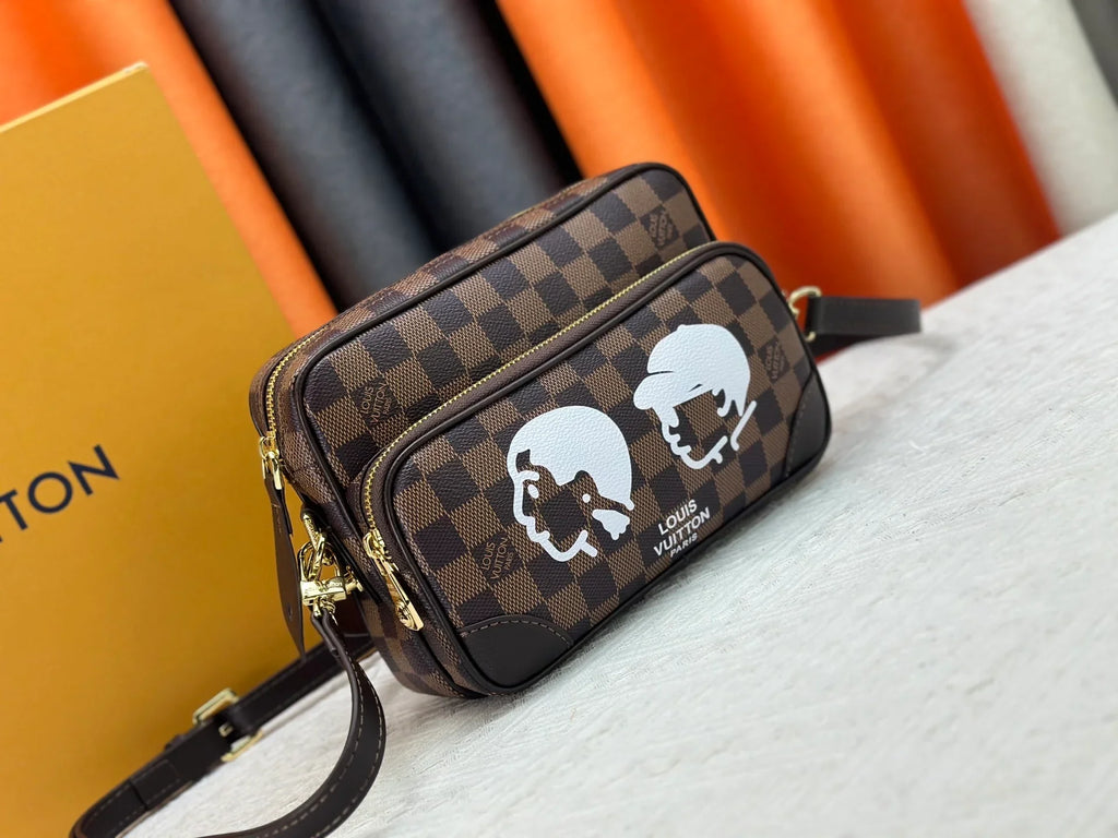 messenger bag
