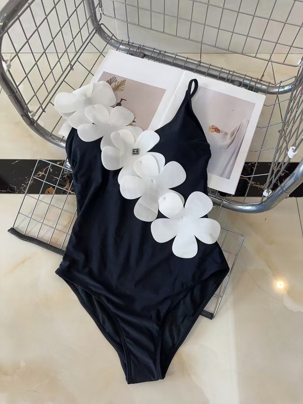 Hot selling flower suspender swimsuit