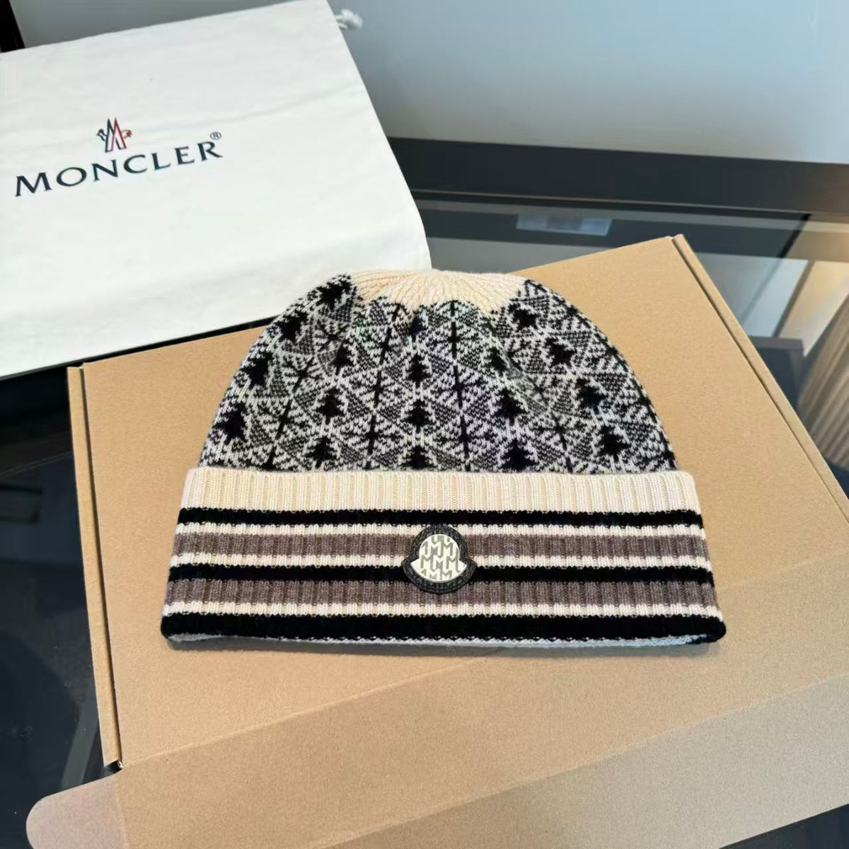 New wool yarn cap