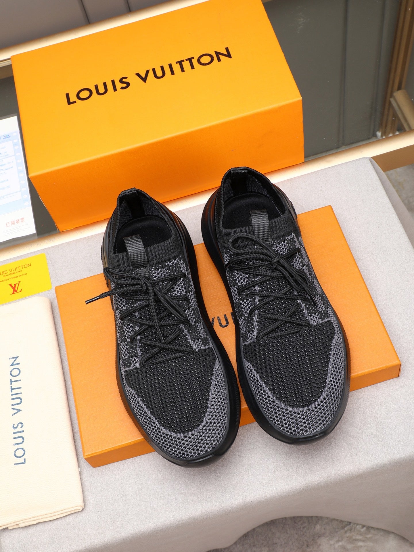 Shape embossed patchwork pattern shoe lace up series