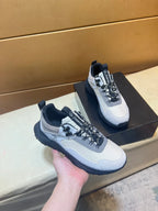 Low cut outdoor casual shoes