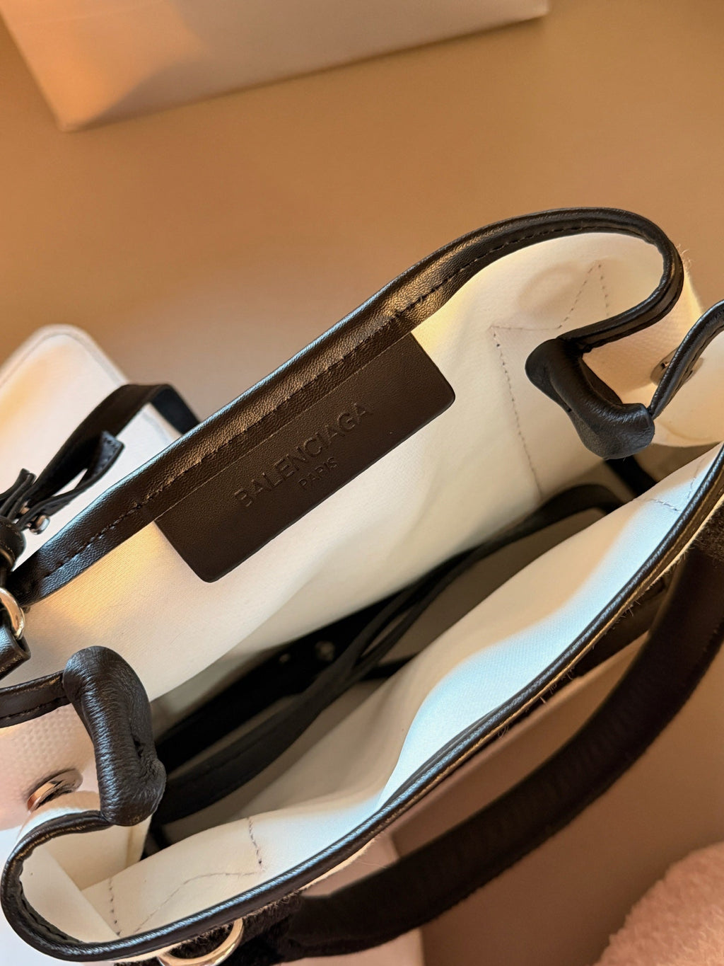 Mother and Child Trapezoidal Basket Tote Tote Bag