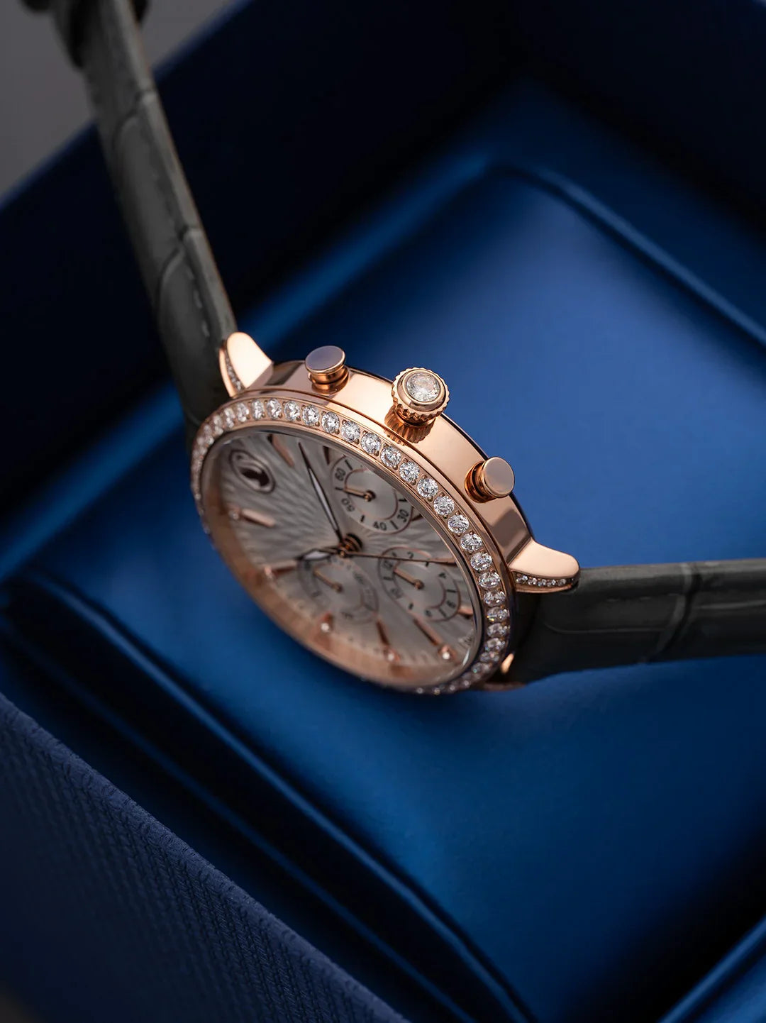 Fashion watch