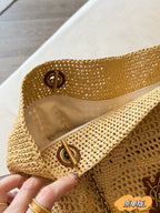 Straw woven tote bag