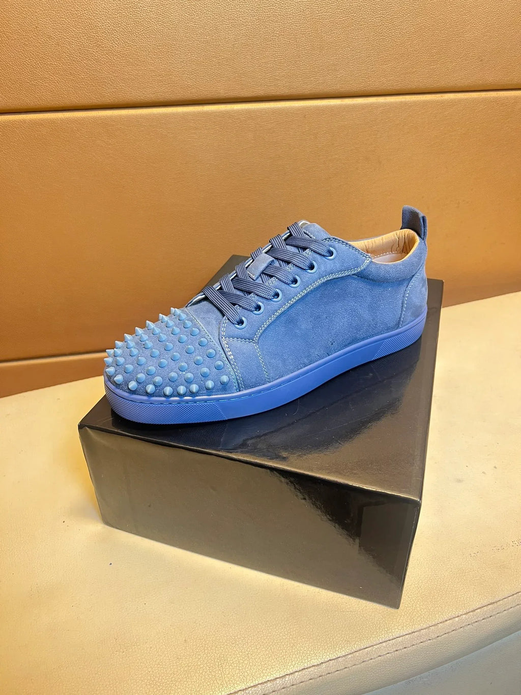 New men's shoes