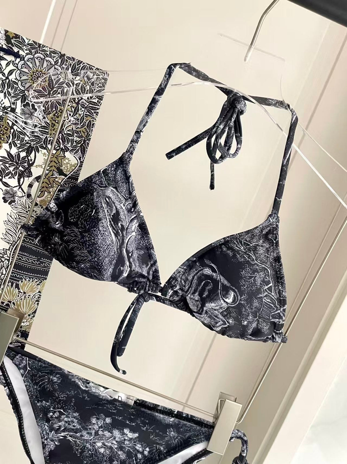 New three piece printed swimsuit
