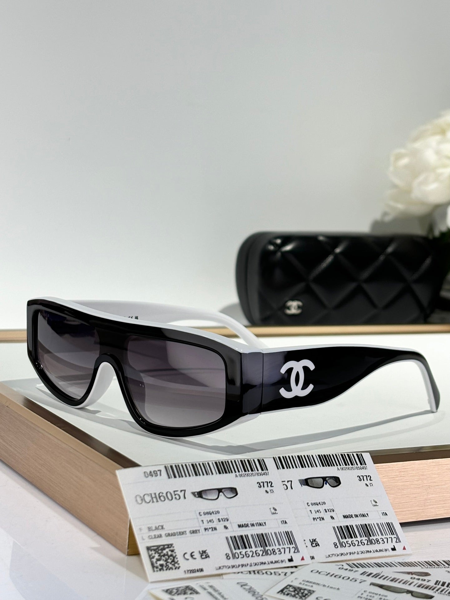 Retro Wide Edge Fashion Sunglasses