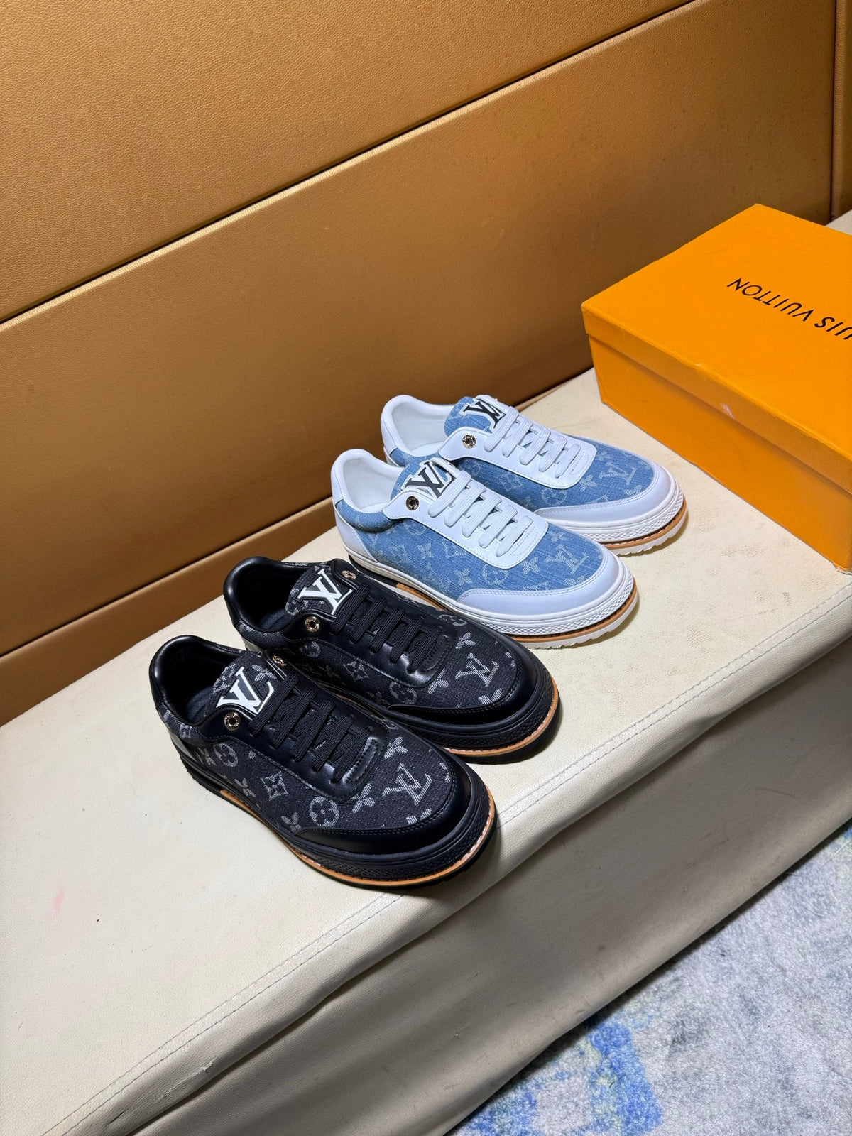 🏃 Casual shoes are a must-have for trendy men
