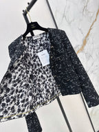 Chanel/Frayed-Edge Tweed Jacket
