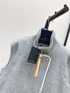 Louis Vuitton / 26 Early Autumn New Vest