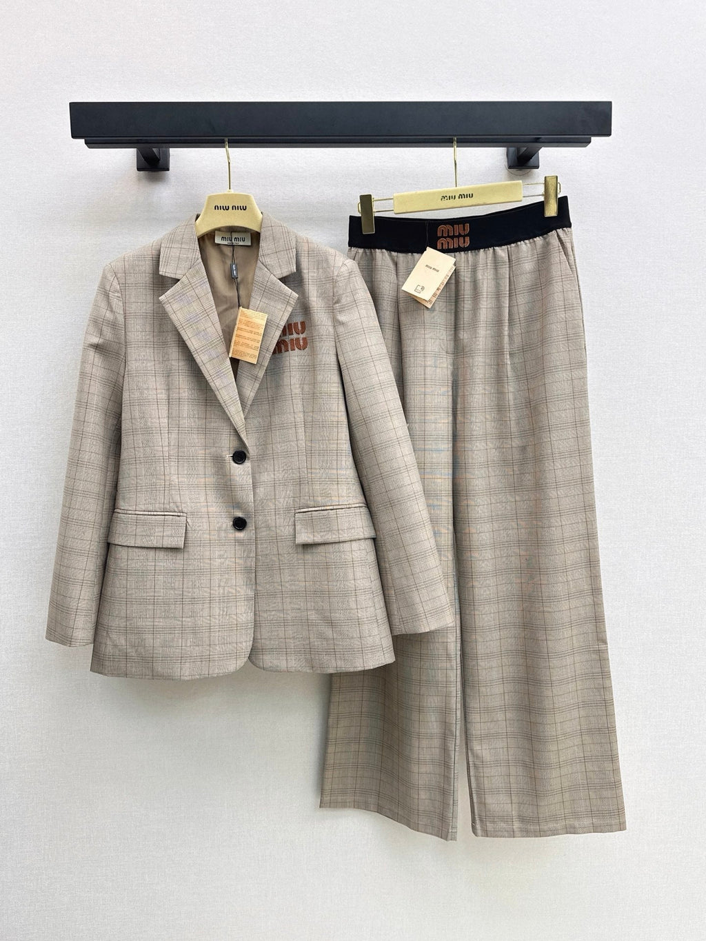 MiuMiu/26 Latest Lazy Outfit
