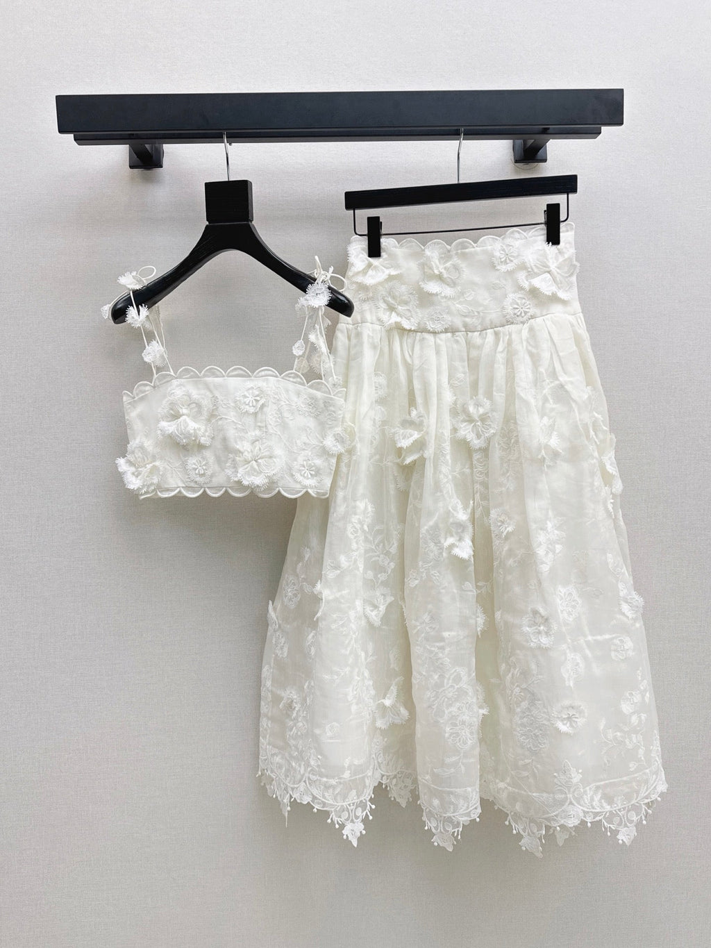 zimmermann/26ss 3D Floral Camisole + Skirt