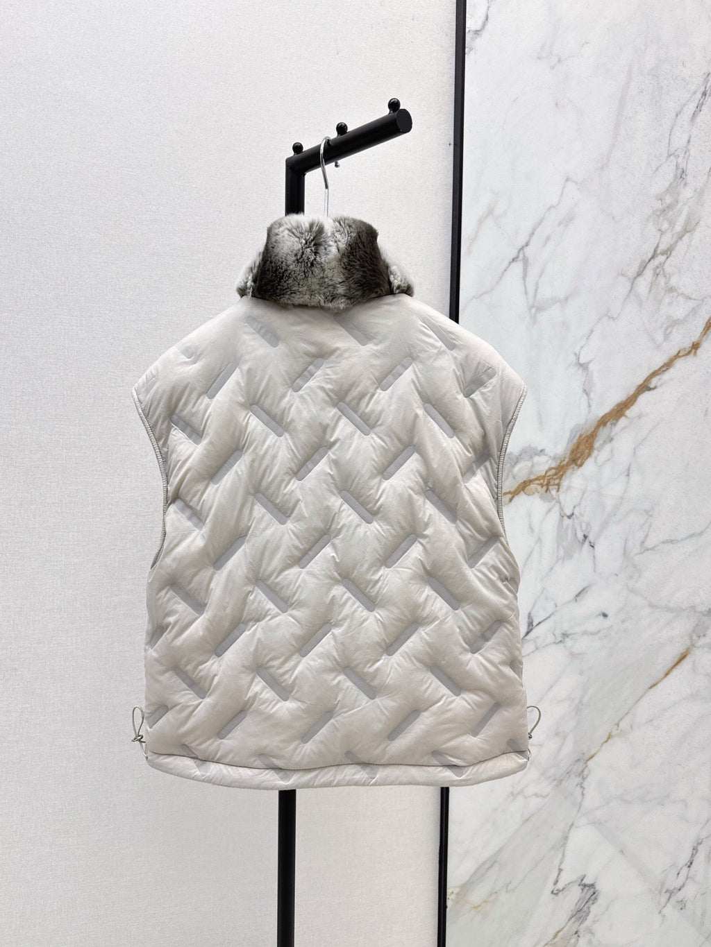LORO PIANA/ 26 Early Autumn Latest Wool Vest