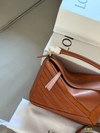 Splicing leather and color geometric bag