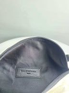 Canvas chest bag waist bag is simple and lightweight