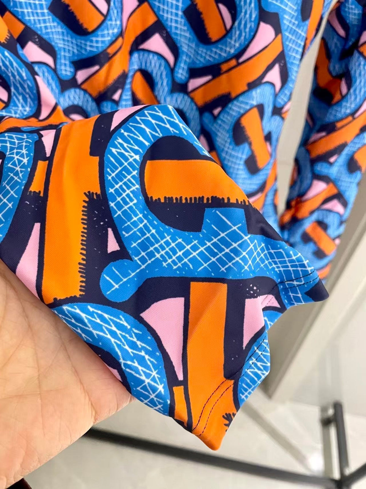 New one-piece sunscreen swimsuit