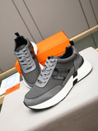 Men's casual sports shoes