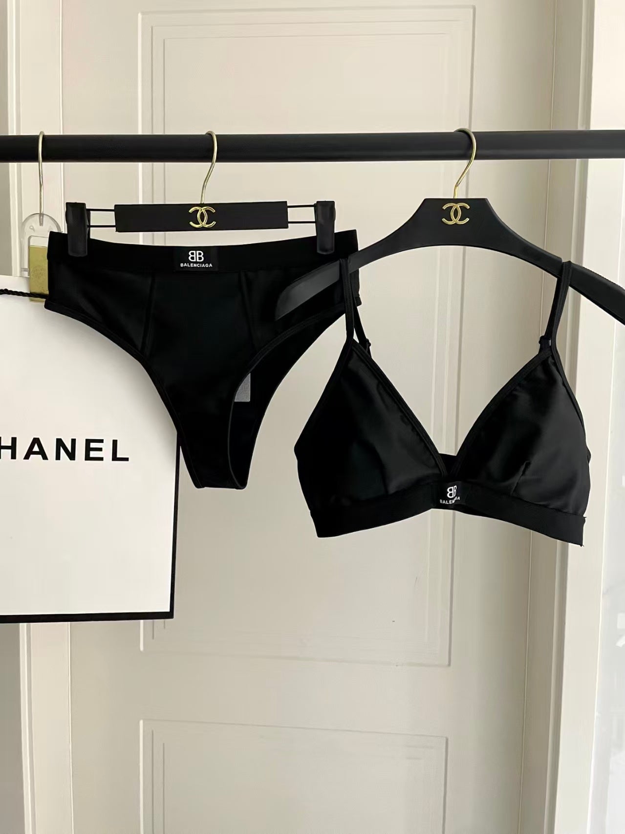 New letter split swimsuit