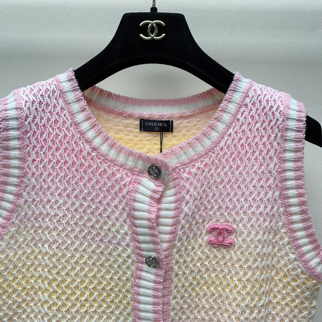 25SS Spring and Summer New Round Neck Colorblock Button Cardigan Vest