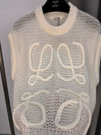25 Pure white wool vest