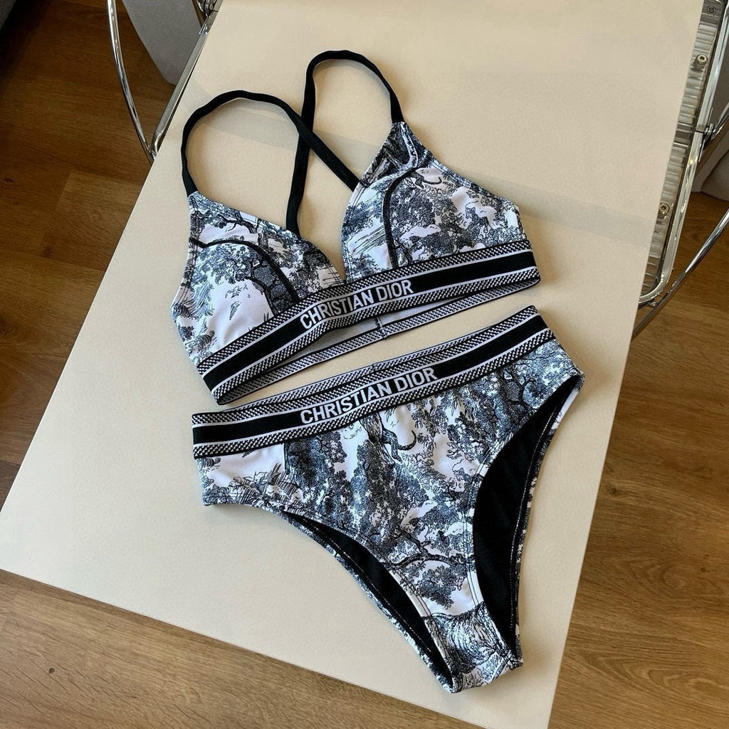 25 new summer two-piece swimsuits