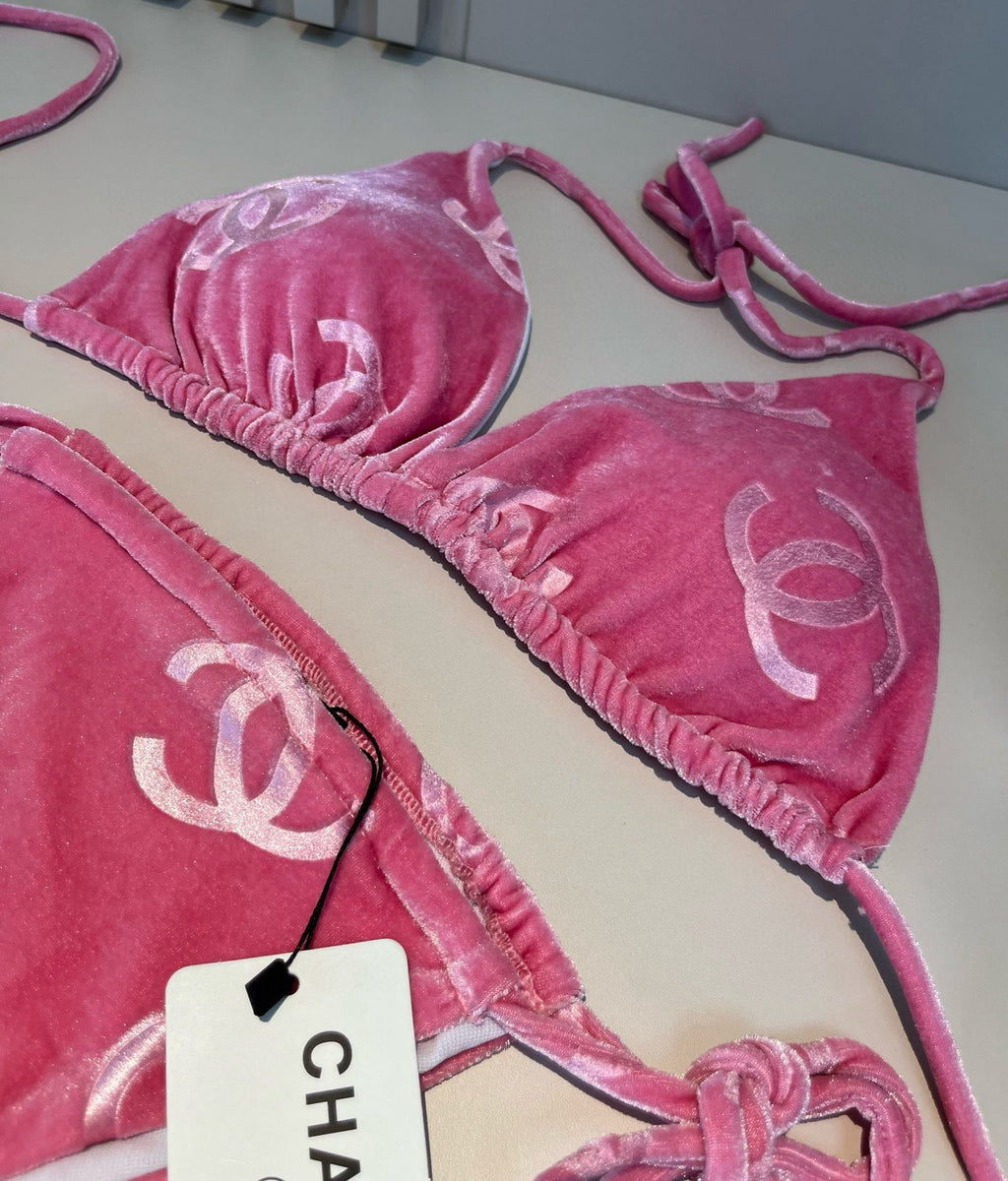 25 Corduroy Classic Bikini Three-Piece Set
