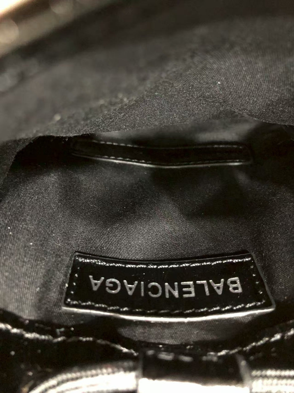 Slanted back/waist pack/cigarette pack 🚬