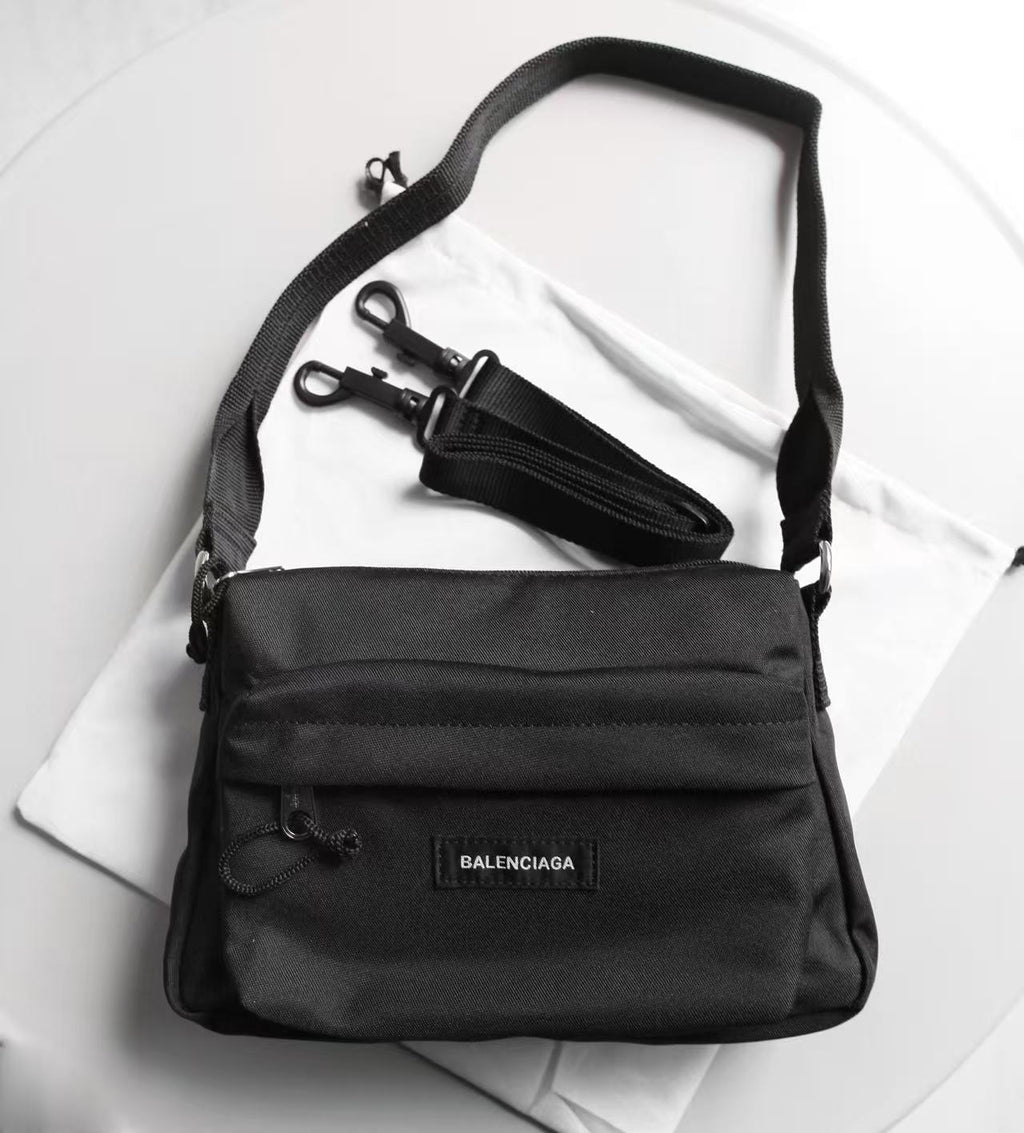 Black recycled nylon shoulder bag armpit bag