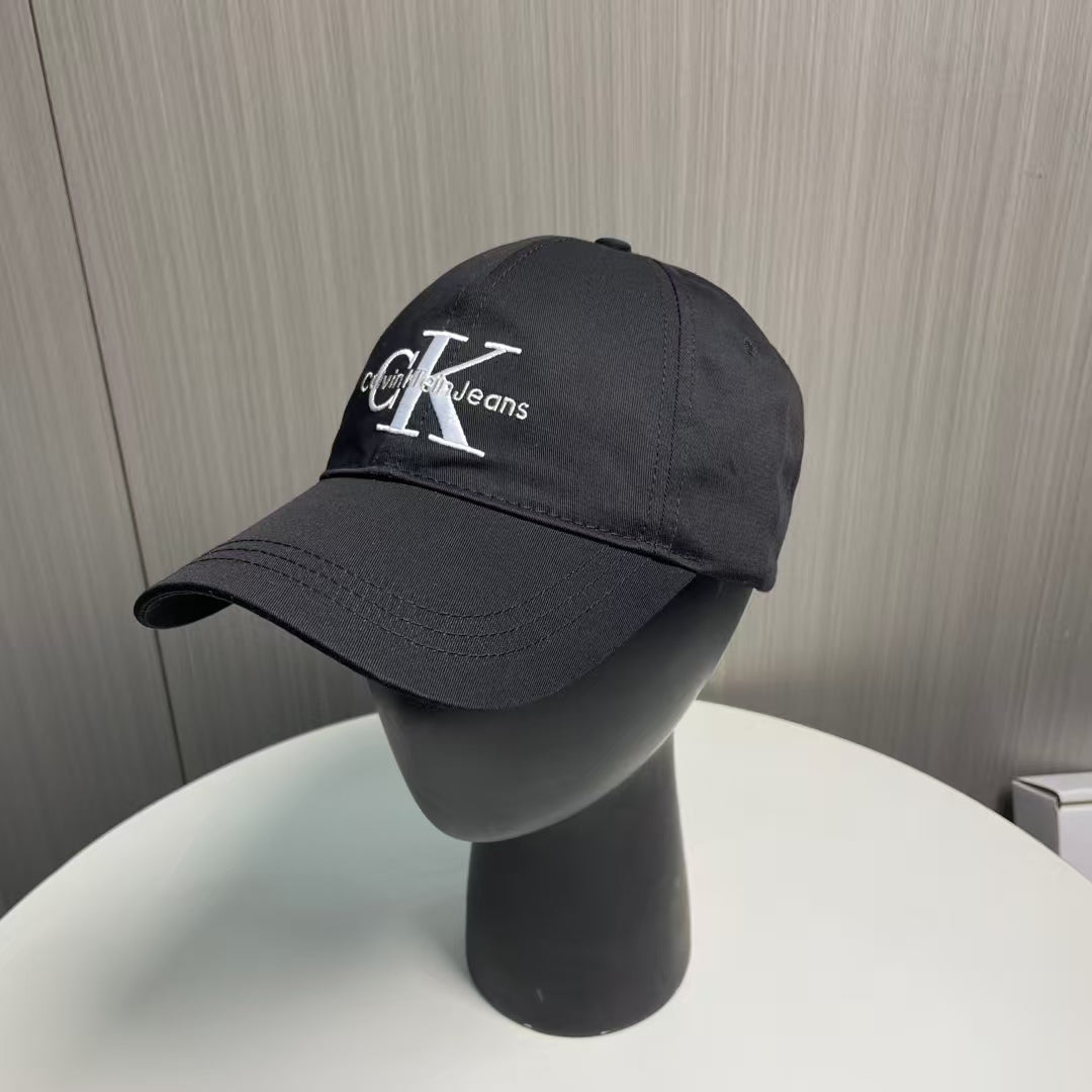 3D embroidered letter baseball cap