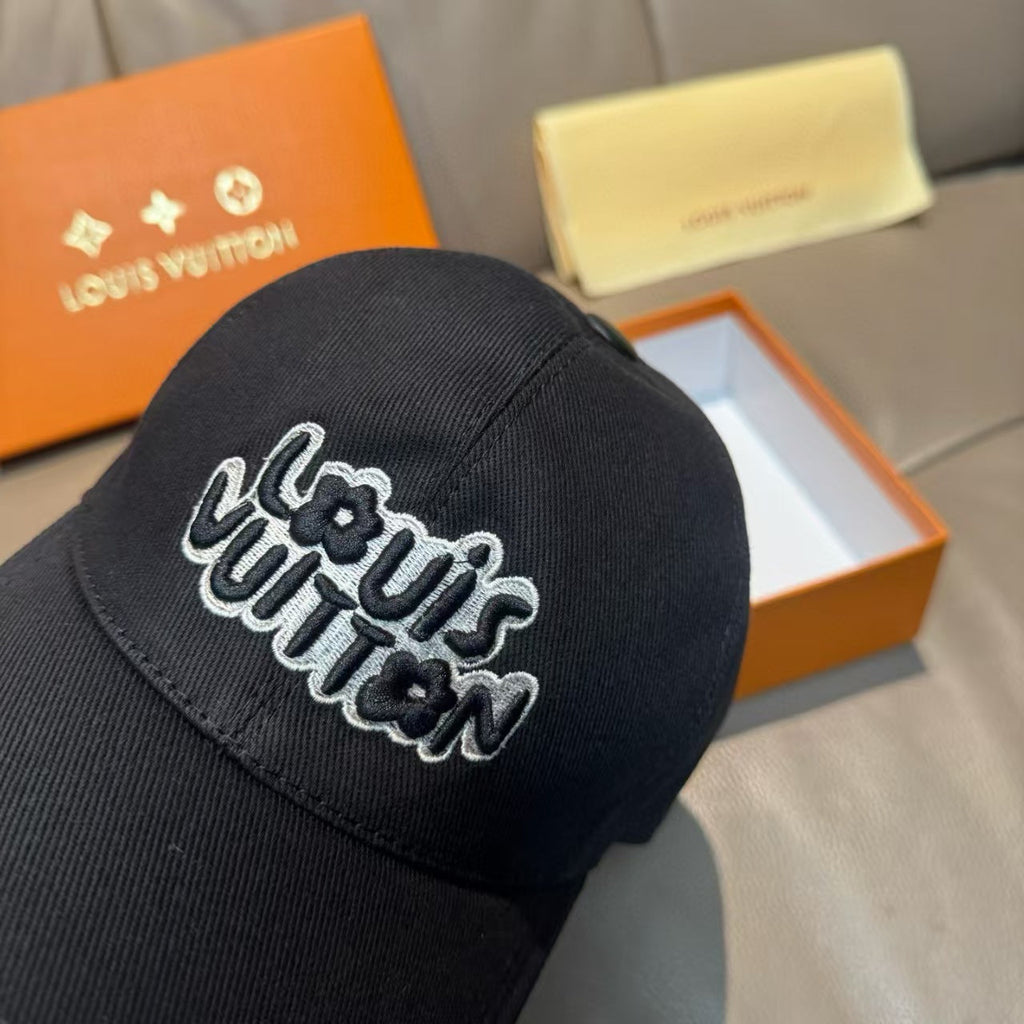 New embroidered canvas baseball cap