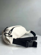 Canvas chest bag waist bag is simple and lightweight