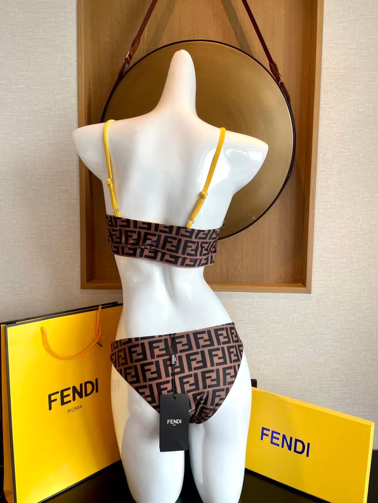 New letter split swimsuit