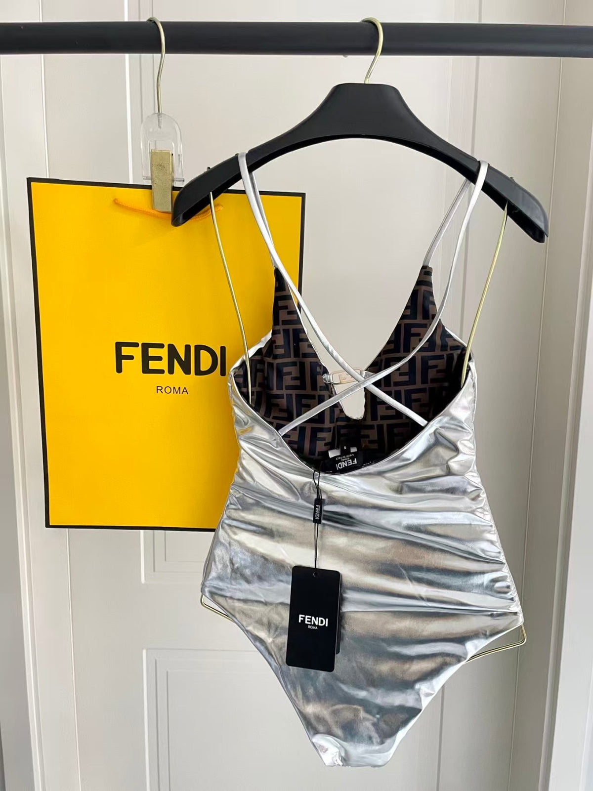 New one-piece camisole swimsuit