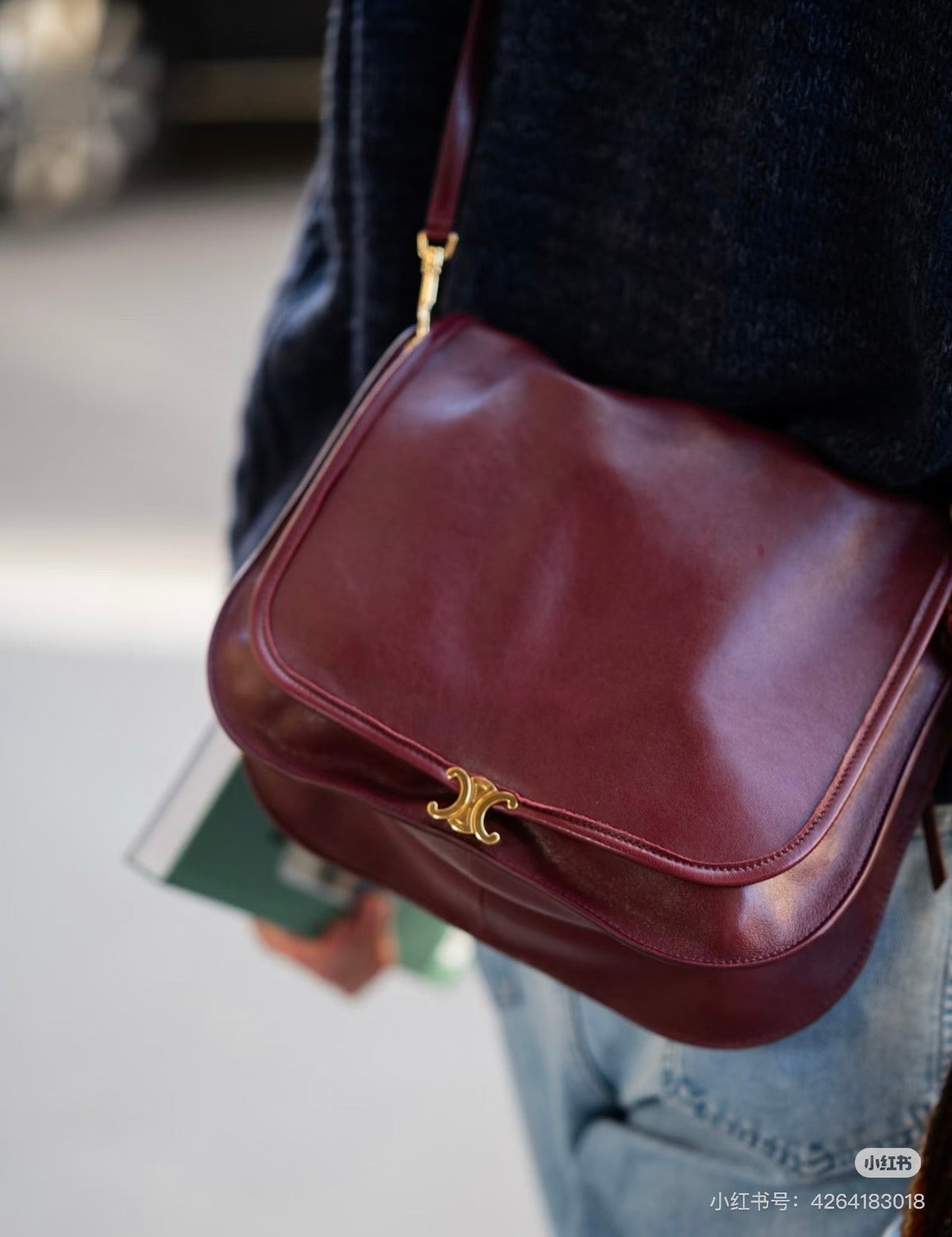 Single button tote bag shopping bag