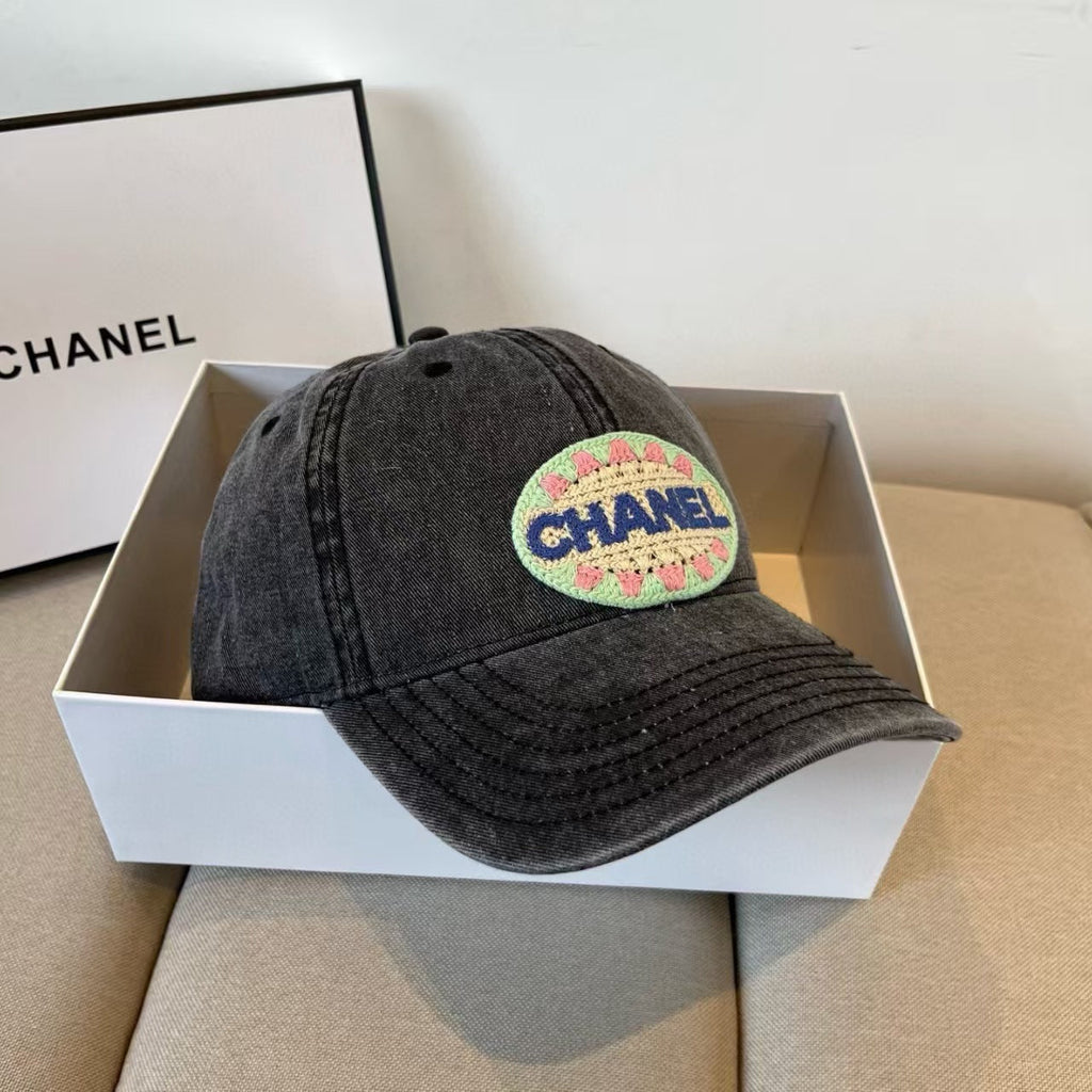 Explosive letter embroidered baseball cap