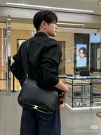 Single button tote bag shopping bag