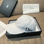 New letter embroidered baseball cap