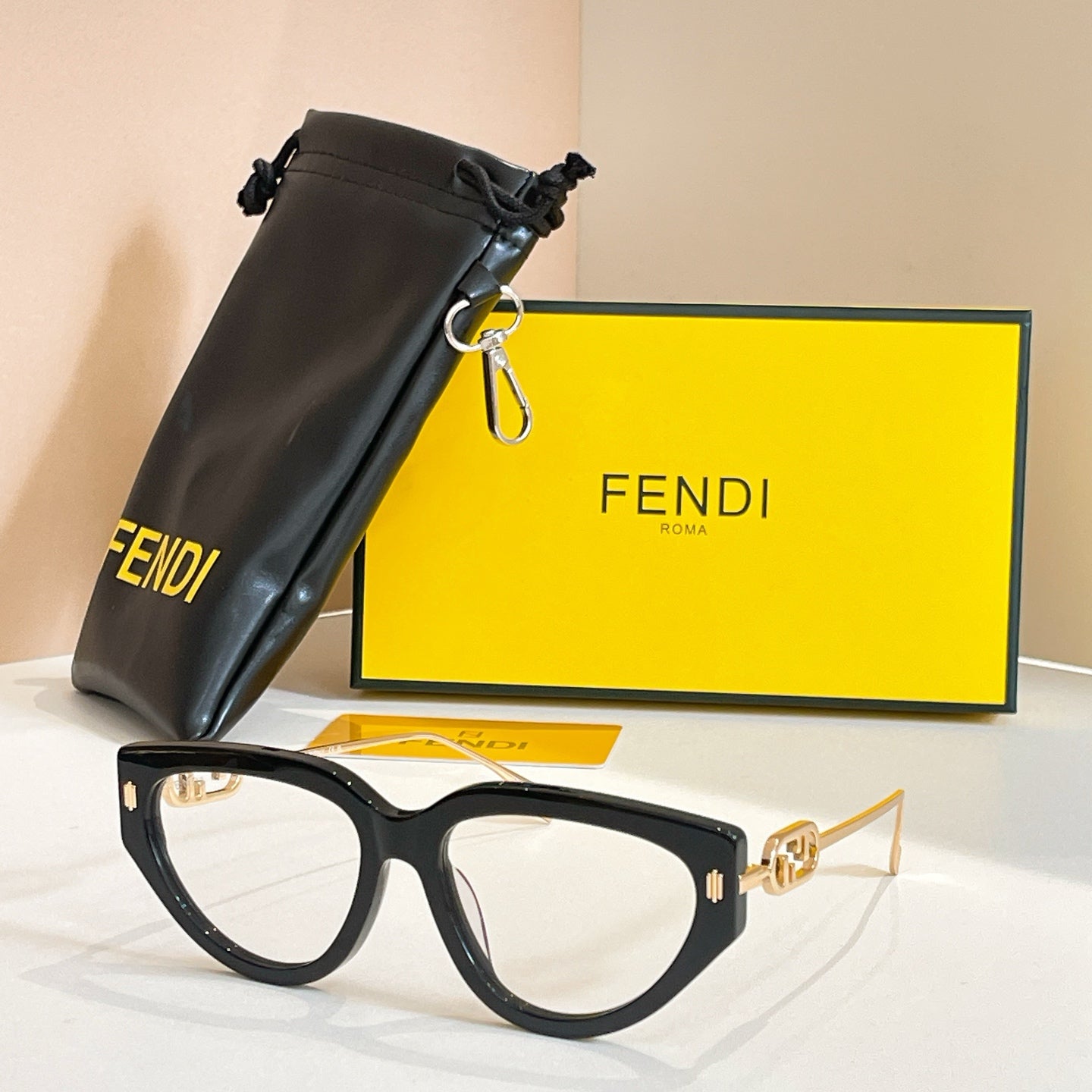 ✨ Fashion Sunglasses 2