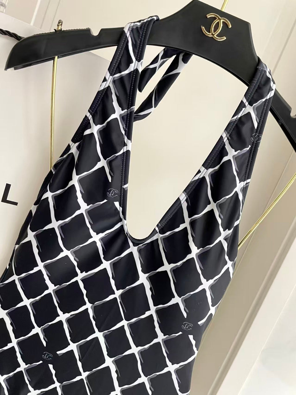 New quick drying swimsuit
