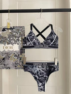 New sports swimsuit