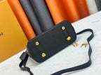 Classic Alma handbag