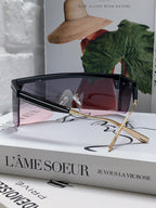 Large frame letter logo fashionable sunglasses