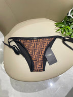 New split camisole swimsuit