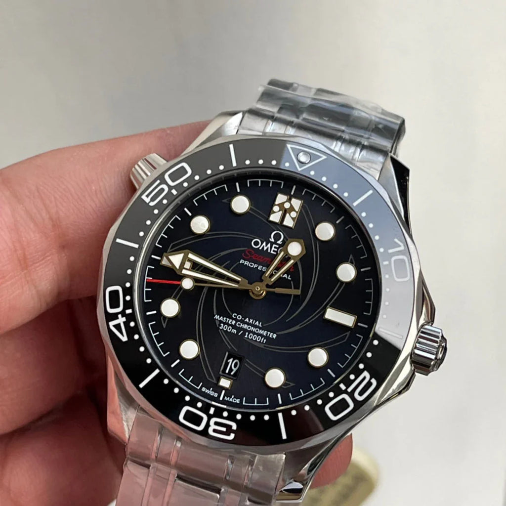 Black - White 904L Steel- Automatic - 41mm