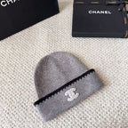 Explosive classic knitted hat