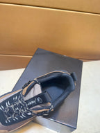 Low cut outdoor casual shoes