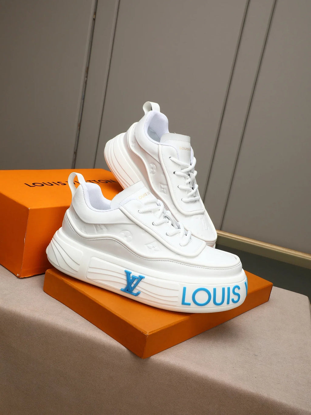 Novel and fashionable trendy shoes