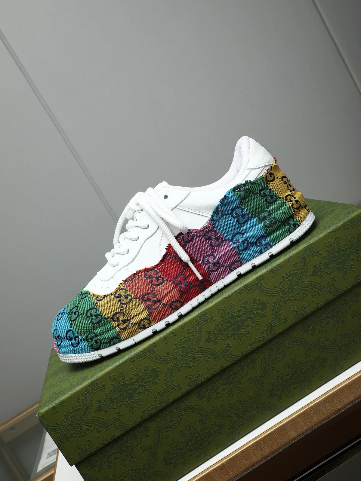 Novel and fashionable trendy shoes