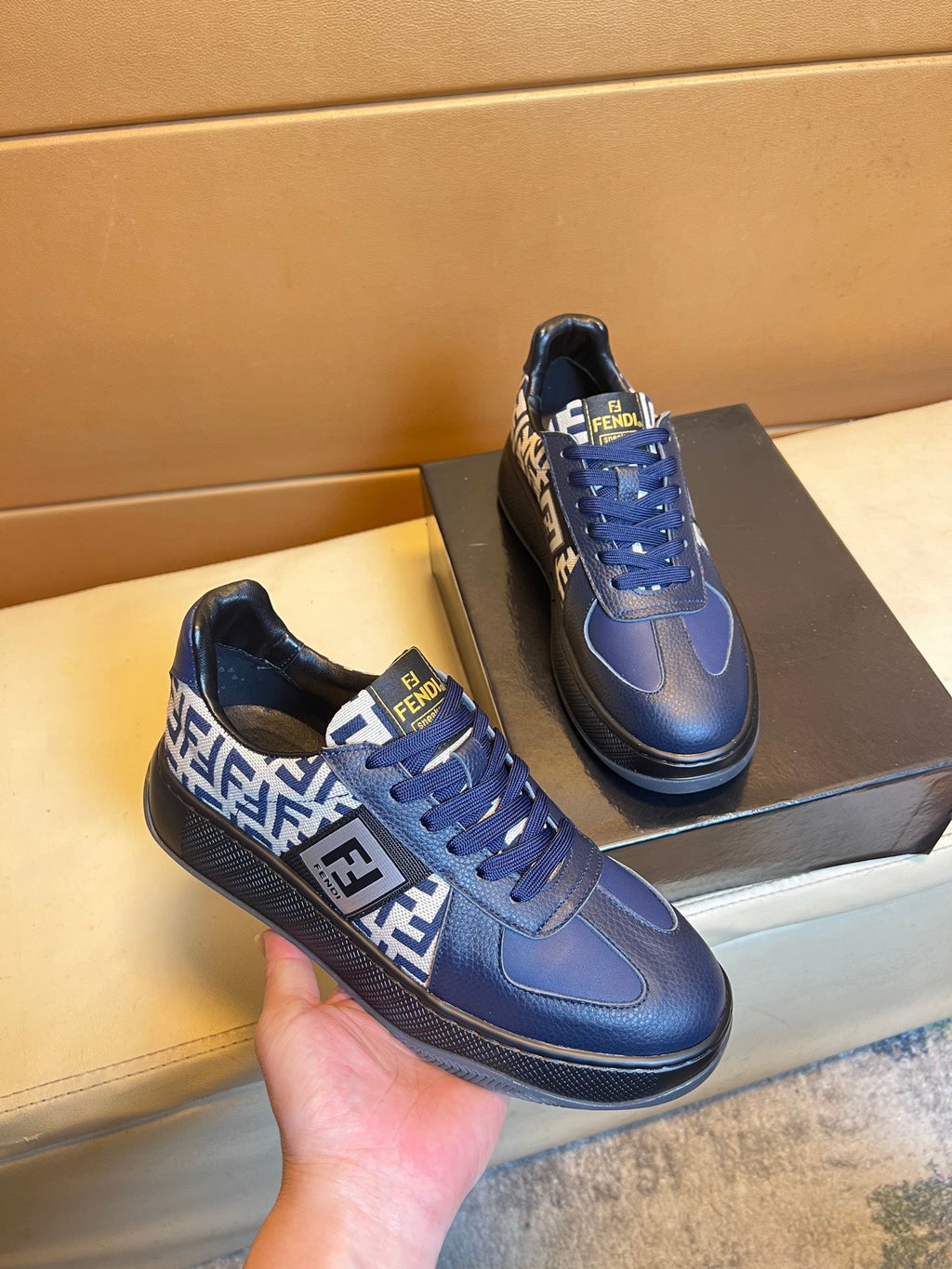 🏃 Casual shoes are a must-have for trendy men